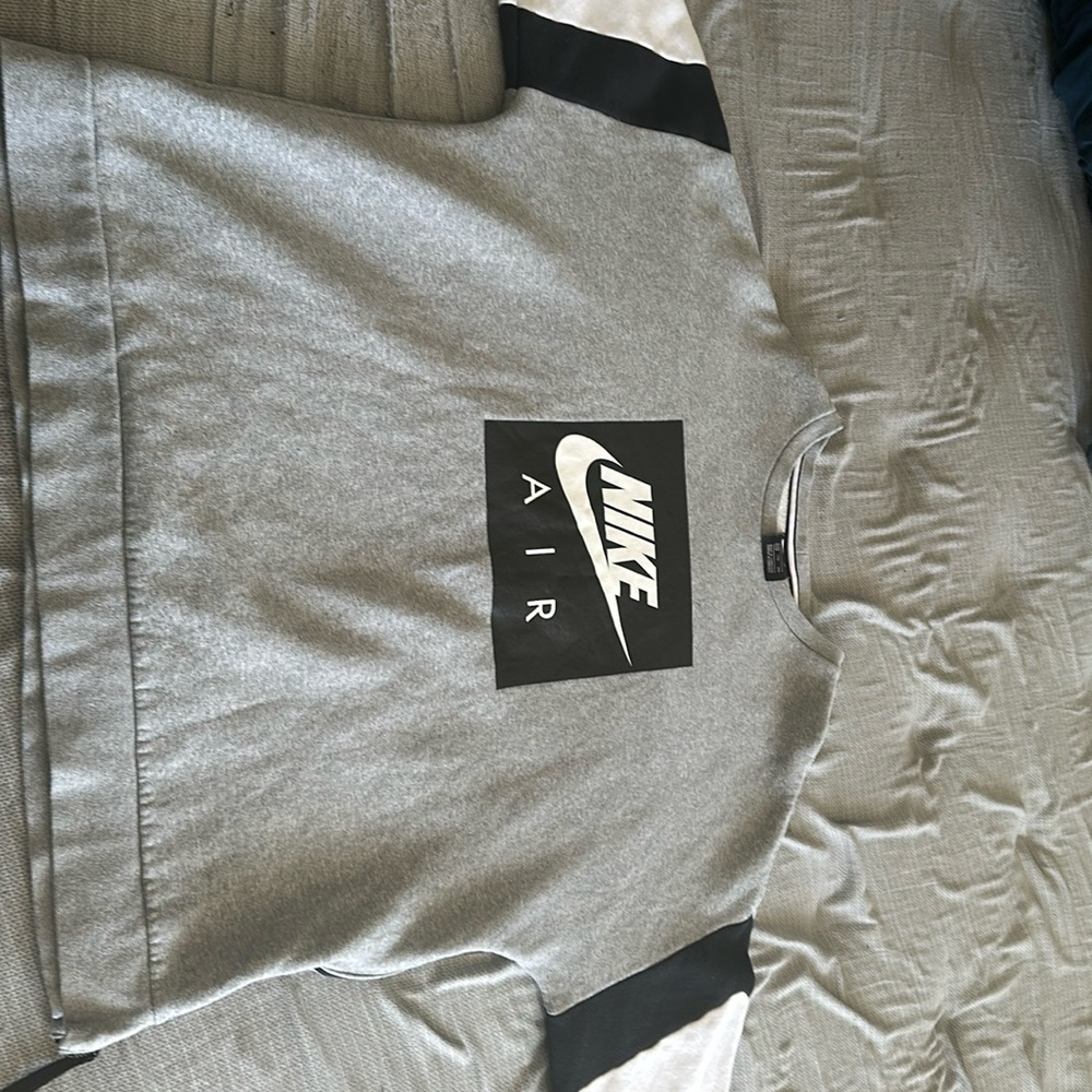 Nike Sweater